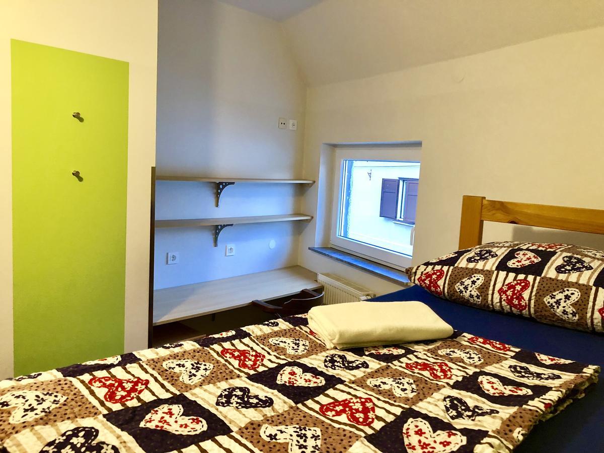 Aladin Hostel ลูบลิยานา ภายนอก รูปภาพ