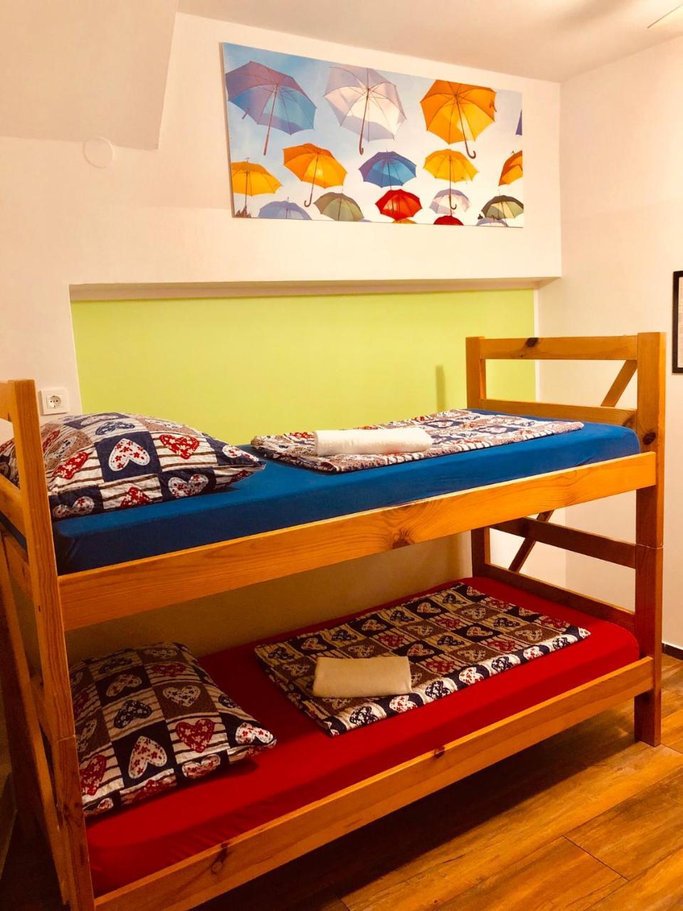 Aladin Hostel ลูบลิยานา ภายนอก รูปภาพ